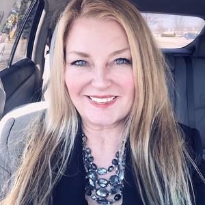 Meet your Posher, Cindy